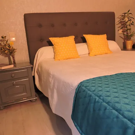 Le Moulin Du Barthas Couette-café 3*